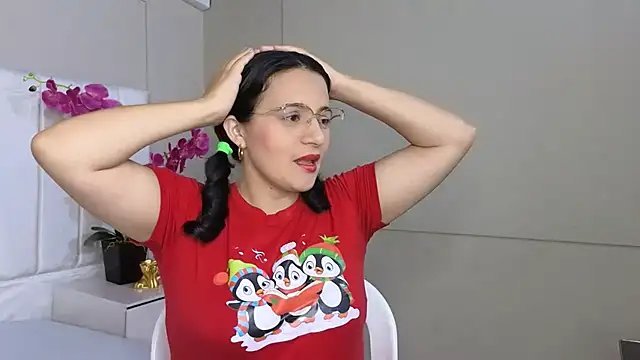 Snapshot of africa_holmes chatting on 19, 3, 2025 africa holmes online show from 19, 3, 2025