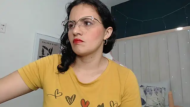 Snapshot of africa_holmes chatting on 21, 3, 2025 africa holmes online show from 21, 3, 2025