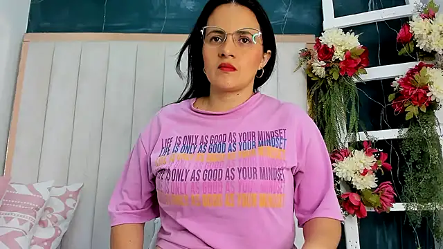 Snapshot of africa_holmes chatting on 8, 10, 2025 africa holmes online show from 8, 10, 2025