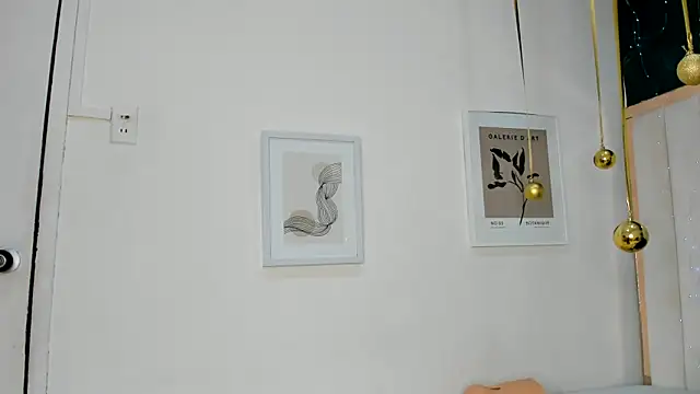 Snapshot of africa_holmes chatting on 3, 12, 2025 africa holmes online show from 3, 12, 2025