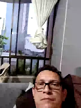 Bombi22 online show from 13, 12, 2024