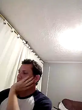 Bombi22 online show from 15, 12, 2024