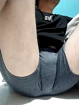 Bombi22 online show from 27, 1, 2025