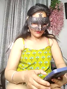 Snapshot of sexy_bhabhi69 chatting on 8, 3, 2025 sexy bhabhi69 online show from 8, 3, 2025