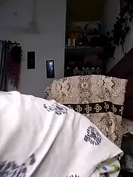 Snapshot of sexy_bhabhi69 chatting on 15, 9, 2025 sexy bhabhi69 online show from 15, 9, 2025