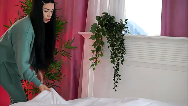 Jenna Day online show from 10, 3, 2025