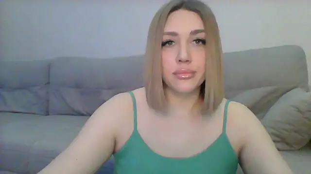 Snapshot of VickyLove047 chatting on 7, 1, 2025 VickyLove047 online show from 7, 1, 2025