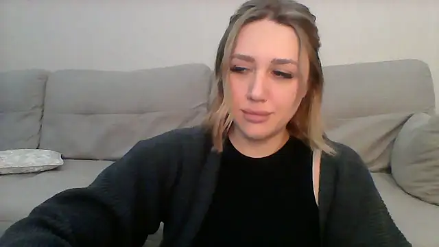 Snapshot of VickyLove047 chatting on 9, 1, 2025 VickyLove047 online show from 9, 1, 2025