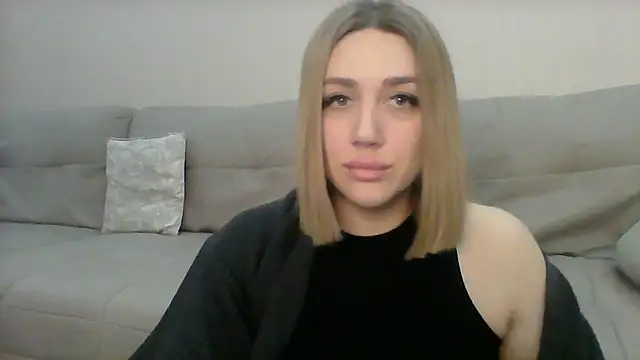 Snapshot of VickyLove047 chatting on 11, 1, 2025 VickyLove047 online show from 11, 1, 2025