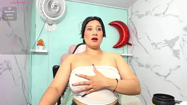 karime sexygirl online show from 4, 3, 2026