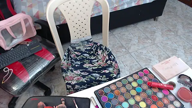 CassandraBaby  online show from 28, 1, 2025