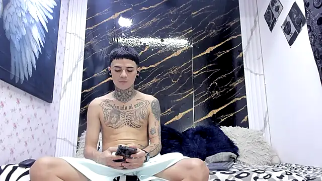 exotic hot couple online show from 8, 7, 2026