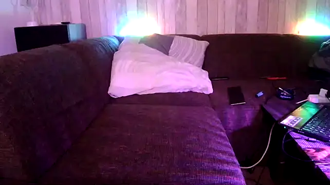 Snapshot of TinyDickBear chatting on 31, 1, 2025 TinyDickBear online show from 31, 1, 2025