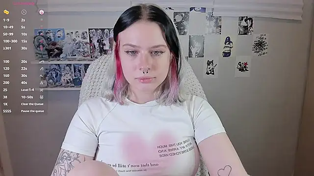 tender kiitty online show from 12, 11, 2025