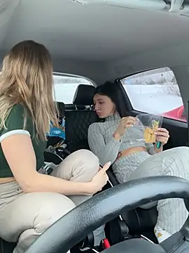 Snapshot of JulliaVegas chatting on 12, 2, 2025 JulliaVegas online show from 12, 2, 2025