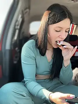 Snapshot of JulliaVegas chatting on 25, 2, 2025 JulliaVegas online show from 25, 2, 2025