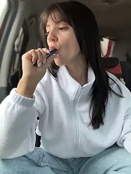 Snapshot of JulliaVegas chatting on 23, 10, 2025 JulliaVegas online show from 23, 10, 2025