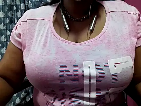 Snapshot of Tamilsathya2024 chatting on 18, 3, 2025 Tamilsathya2024 online show from 18, 3, 2025