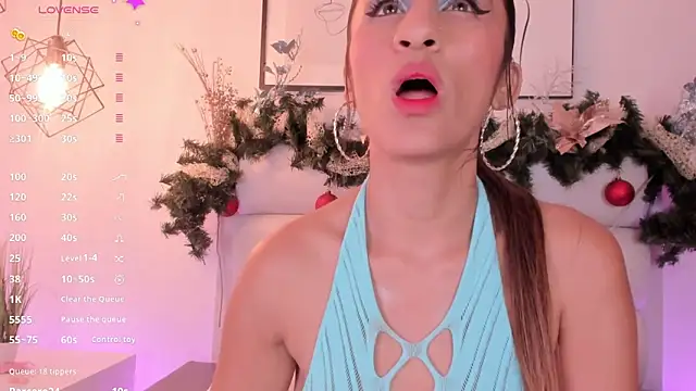 Snapshot of CharlotteDupontt chatting on 11, 1, 2025 CharlotteDupontt online show from 11, 1, 2025