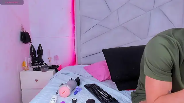 JACK BLOSSOM  online show from 30, 12, 2024