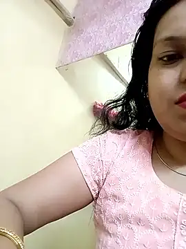 Snapshot of sunita-doll chatting on 2, 10, 2025 sunita-doll online show from 2, 10, 2025