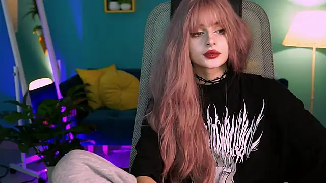 Snapshot of JadeCastle_ chatting on 18, 3, 2025 JadeCastle online show from 18, 3, 2025