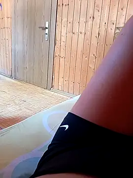 Snapshot of Eleni_Pappa chatting on 21, 9, 2025 Eleni Pappa online show from 21, 9, 2025