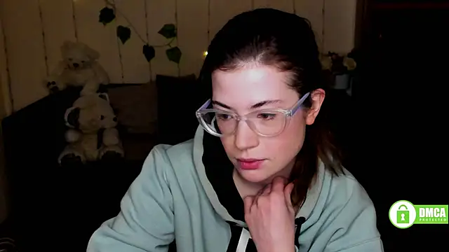 Alicia redfollow online show from 19, 2, 2025