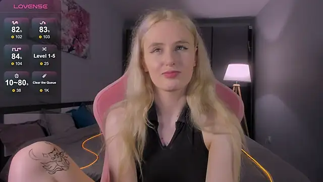 Molly Toads online show from 28, 1, 2025