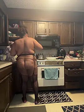 Snapshot of InterRacialFacial7296 chatting on 14, 12, 2025 InterRacialFacial7296 online show from 14, 12, 2025