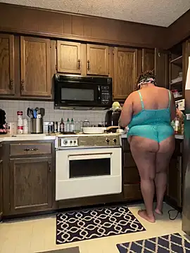 Snapshot of InterRacialFacial7296 chatting on 21, 12, 2025 InterRacialFacial7296 online show from 21, 12, 2025