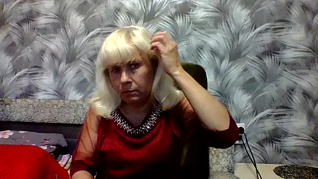 sakura blonde online show from 4, 11, 2025