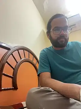 Arsh Loves Luv online show from 23, 12, 2024