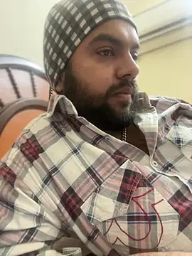 Arsh Loves Luv online show from 5, 1, 2025