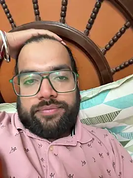 Arsh Loves Luv online show from 11, 2, 2025