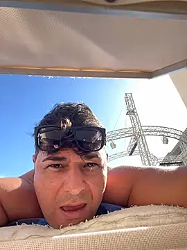 SecretlyDD online show from 24, 2, 2025