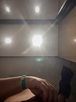 SecretlyDD online show from 25, 2, 2025