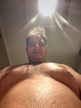 SecretlyDD online show from 28, 2, 2025