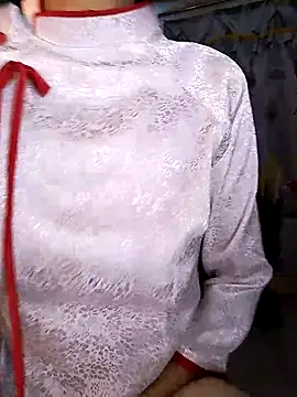 Snapshot of Lucy_limon chatting on 21, 10, 2025 Lucy limon online show from 21, 10, 2025