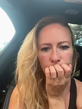 Emmy frenchie online show from 3, 10, 2025