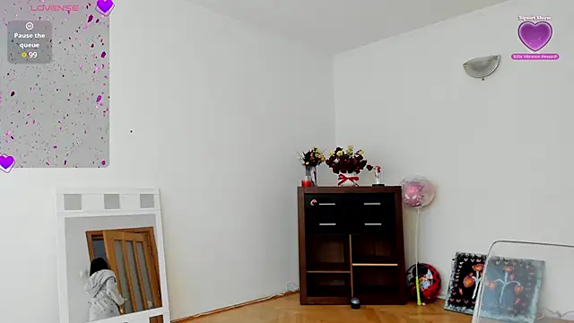 Lucky Deniz online show from 10, 2, 2025