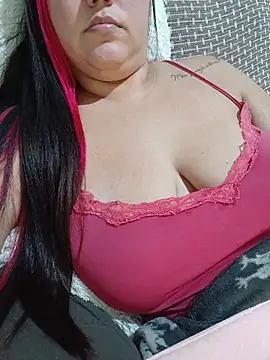 Paolaa hoot online show from 8, 6, 2026
