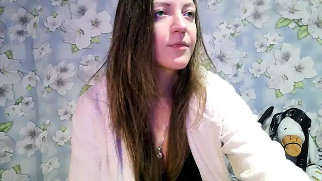 Snapshot of KattyLuuu chatting on 10, 1, 2025 KattyLuuu online show from 10, 1, 2025
