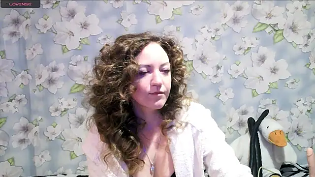 Snapshot of KattyLuuu chatting on 6, 3, 2025 KattyLuuu online show from 6, 3, 2025