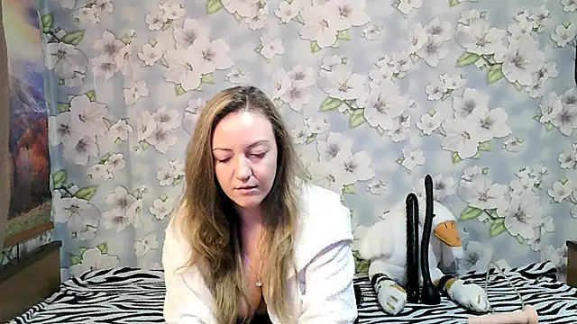 Snapshot of KattyLuuu chatting on 19, 9, 2025 KattyLuuu online show from 19, 9, 2025