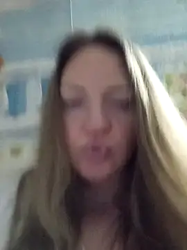 Snapshot of KattyLuuu chatting on 11, 1, 2026 KattyLuuu online show from 11, 1, 2026