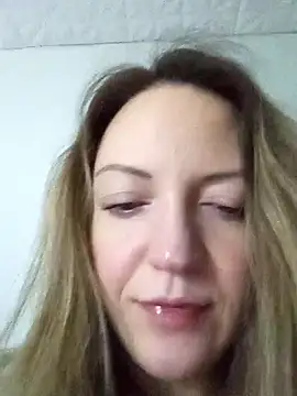 Snapshot of KattyLuuu chatting on 26, 2, 2026 KattyLuuu online show from 26, 2, 2026