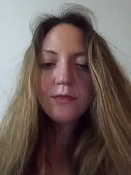 KattyLuuu online show from 19, 3, 2026