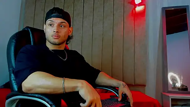 Snapshot of jeicob_gagnon chatting on 28, 9, 2025 jeicob gagnon online show from 28, 9, 2025