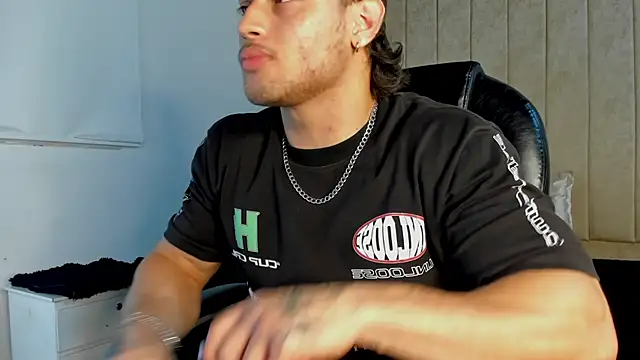 Snapshot of jeicob_gagnon chatting on 7, 10, 2025 jeicob gagnon online show from 7, 10, 2025